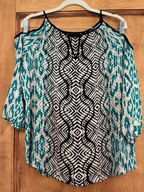Apt. 9 Teal, Black & White Cold-Shoulder Geometric Blouse